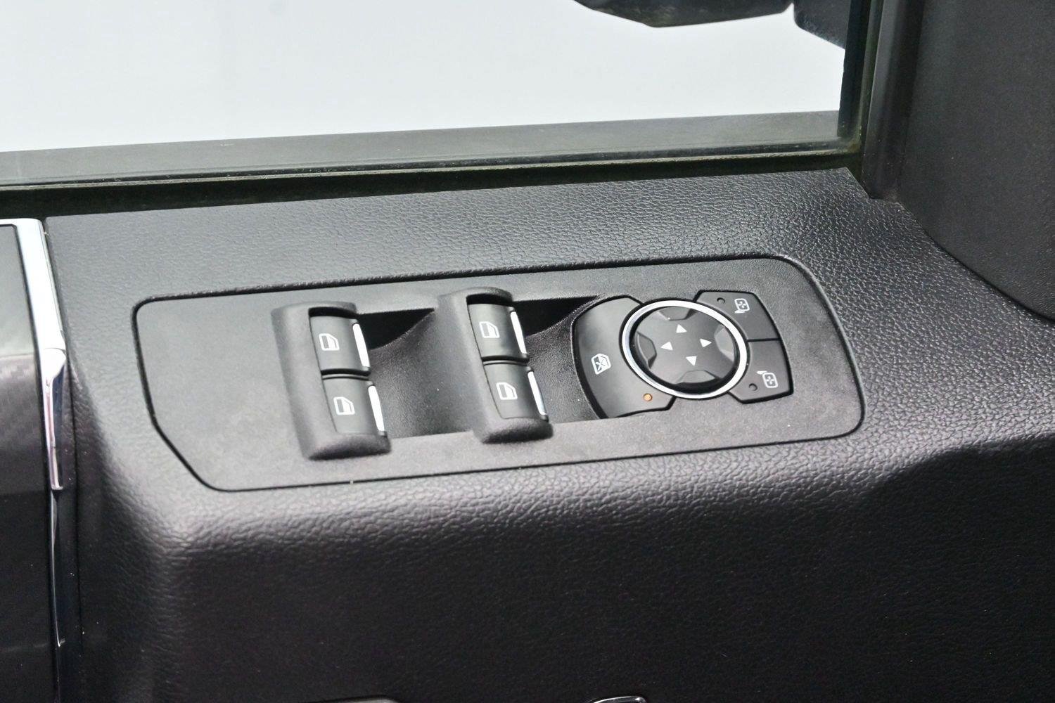 Used 2018 Oxford White Ford XLT image 12