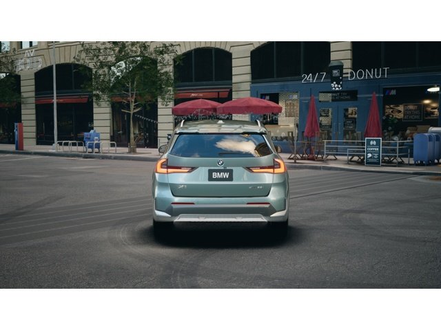 New 2027 Cape York Green Metallic BMW  image 5
