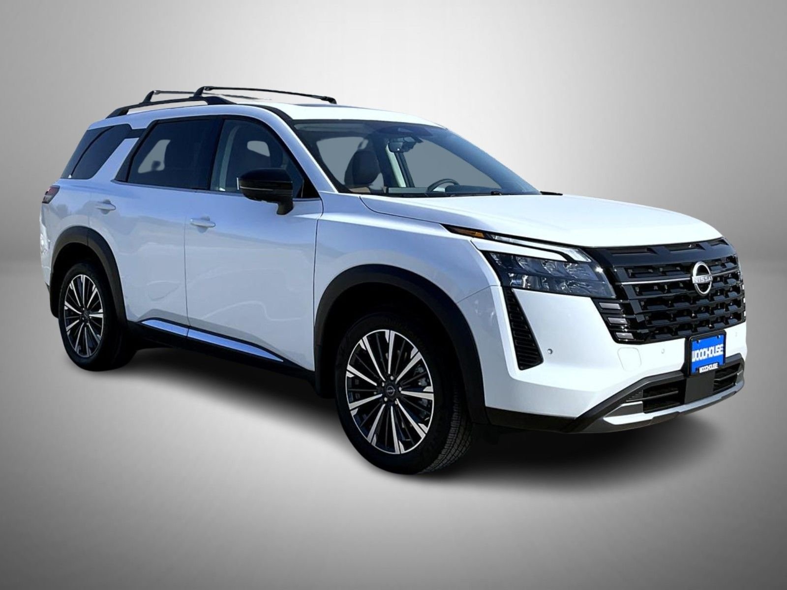 New 2026 White Nissan Platinum image 3