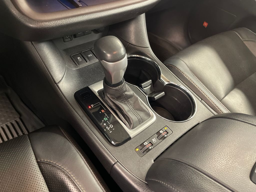 Certified Used 2017 Brown Toyota Limited image 24