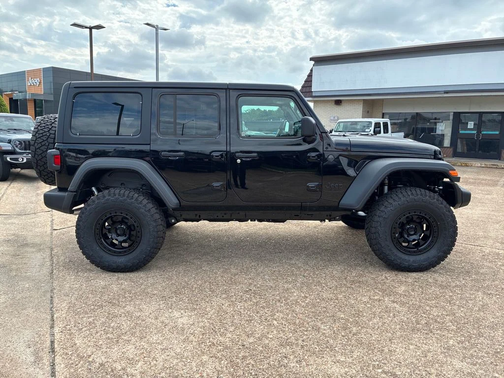 New 2026 Black Clear-Coat Exterior Paint Jeep Sport image 7