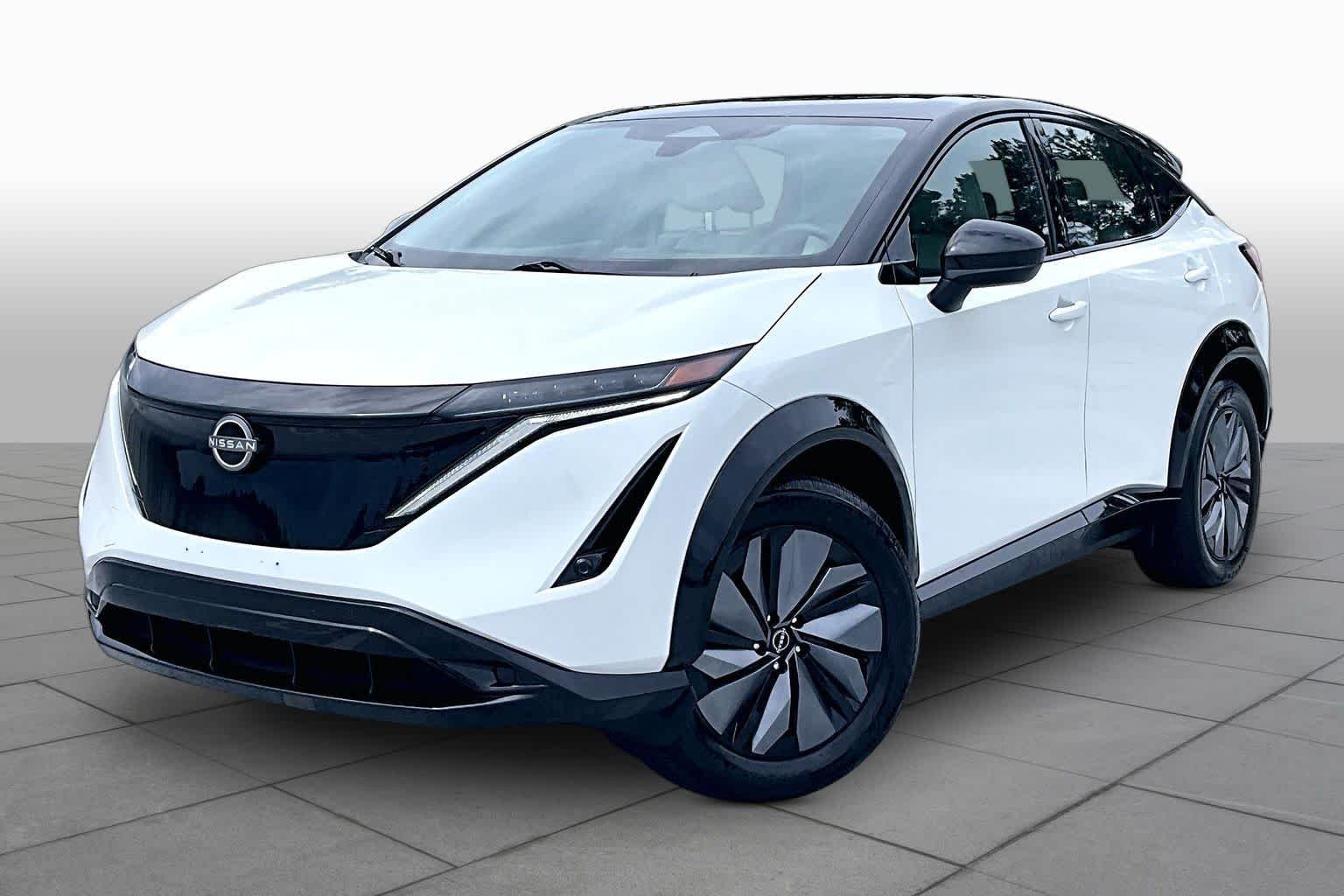 2023 Nissan Ariya Engage AWD's photo