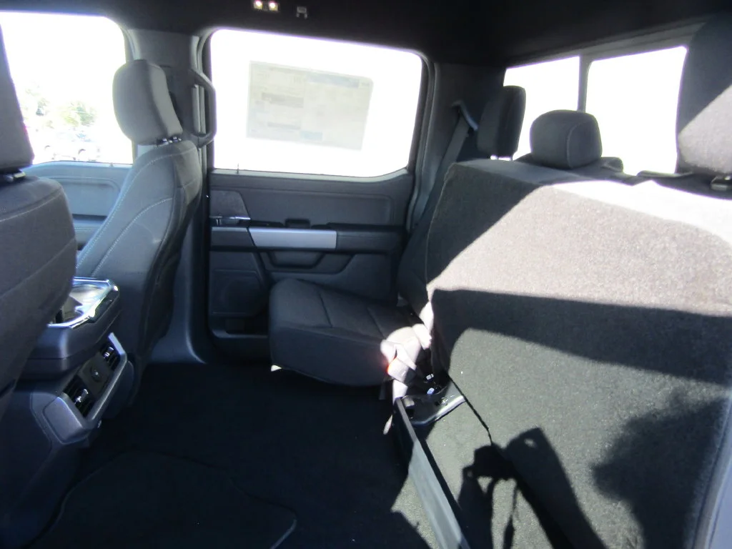 New 2026 Black Ford XLT image 27