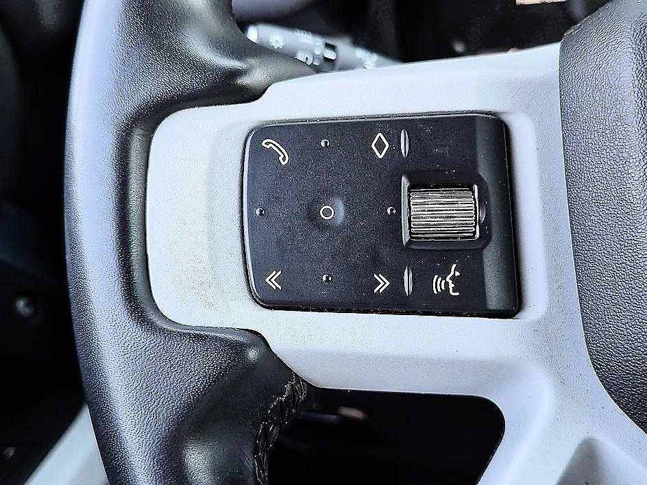 Used 2023 Tasman Blue Metallic Land Rover SE image 17