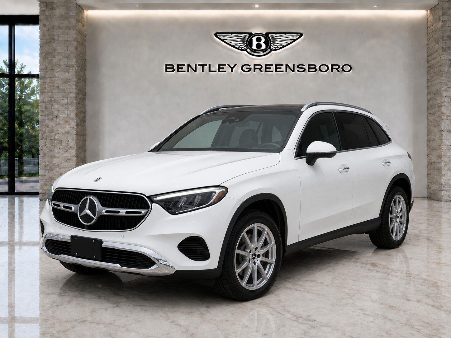 Used 2023 Polar White Mercedes-Benz GLC 300 image 1