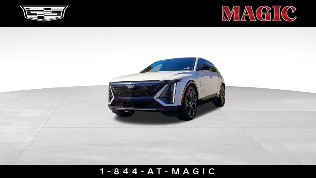 2024 Cadillac LYRIQ Sport 3