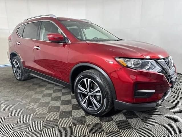 2020 Nissan Rogue Sport SV FWD's photo