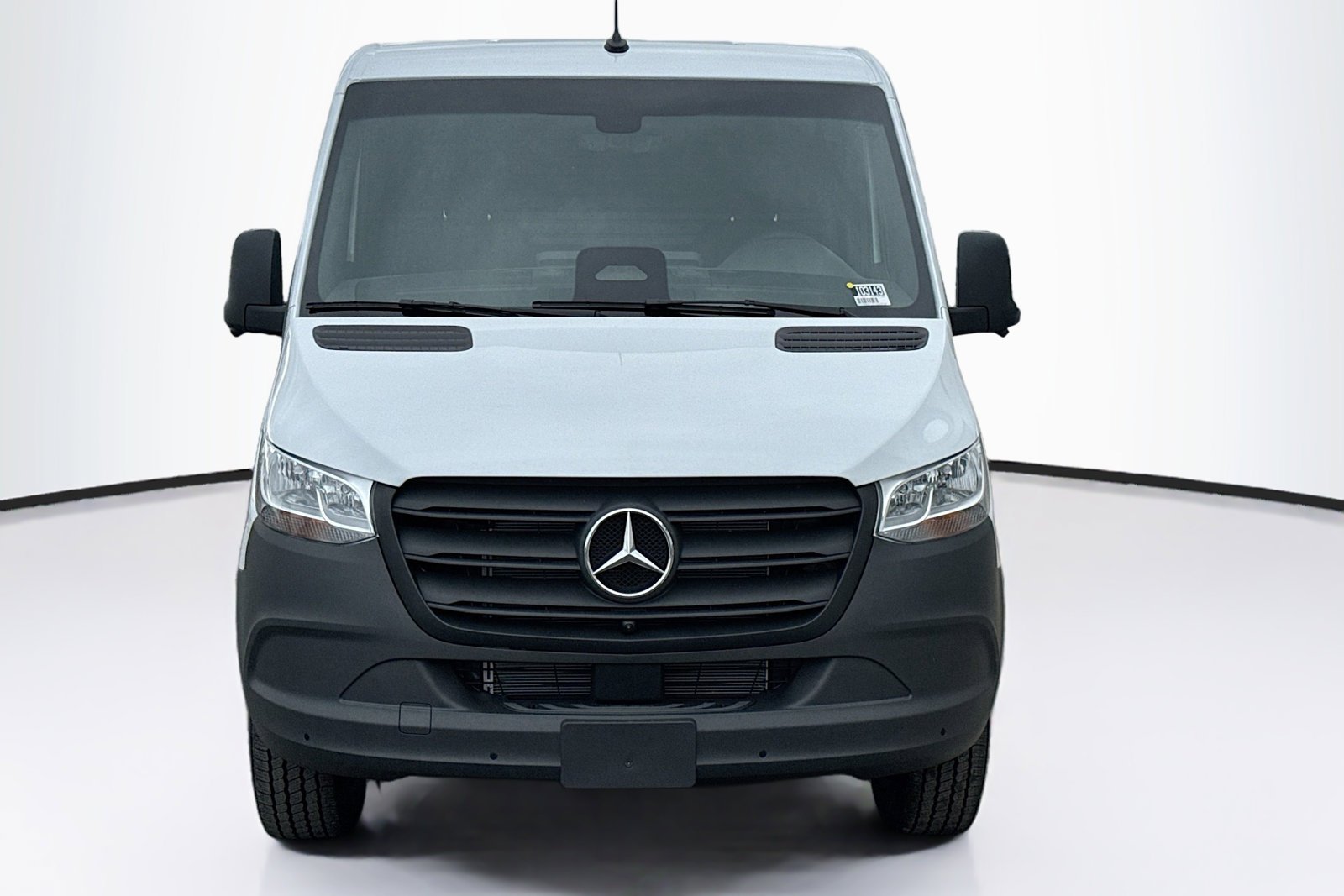 New 2026 Arctic White Mercedes-Benz  image 2
