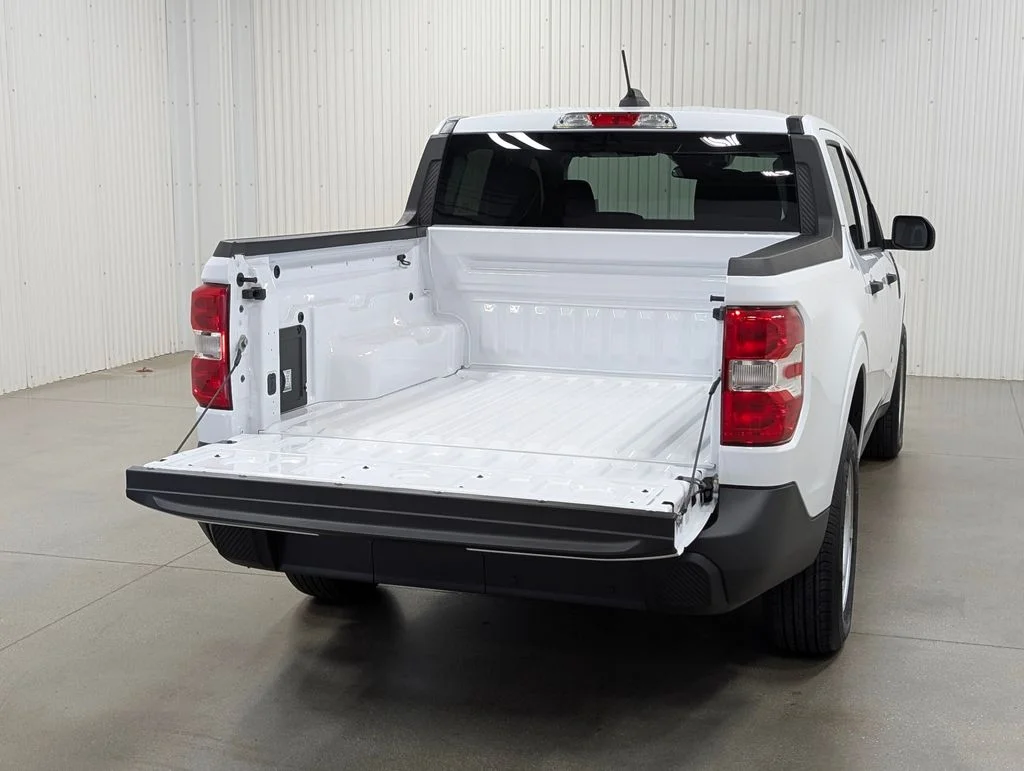 New 2026 White Ford XL image 19