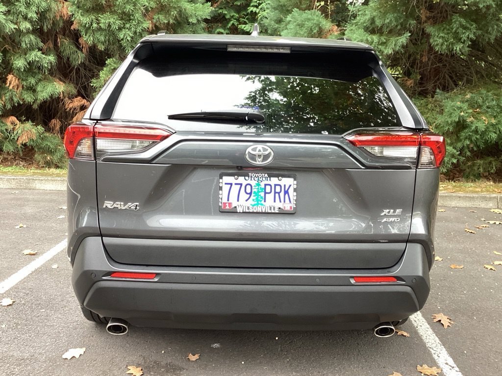 Used 2024 Gray Toyota XLE Premium image 23