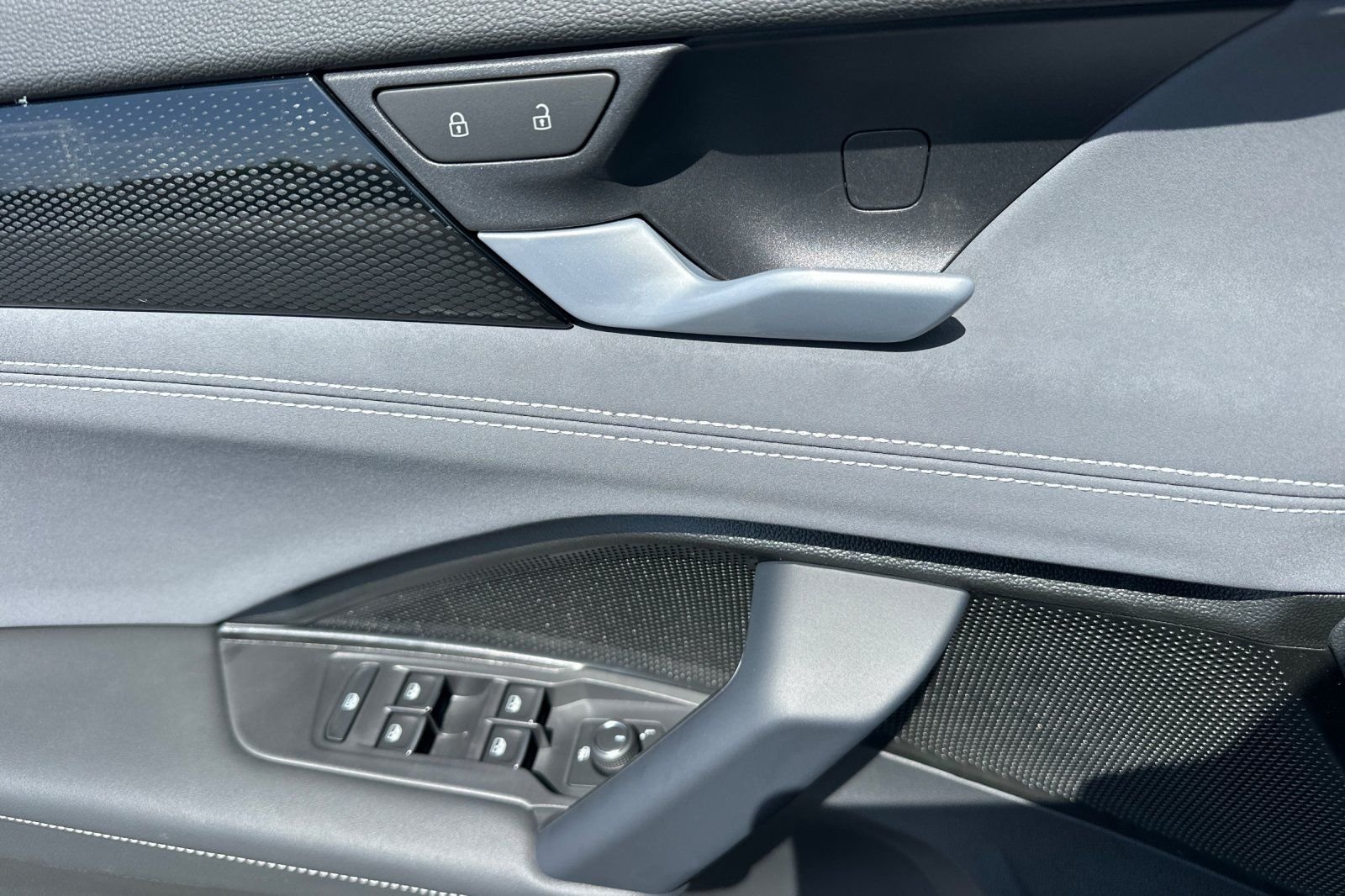 New 2026  Volkswagen 2.0T SE image 11
