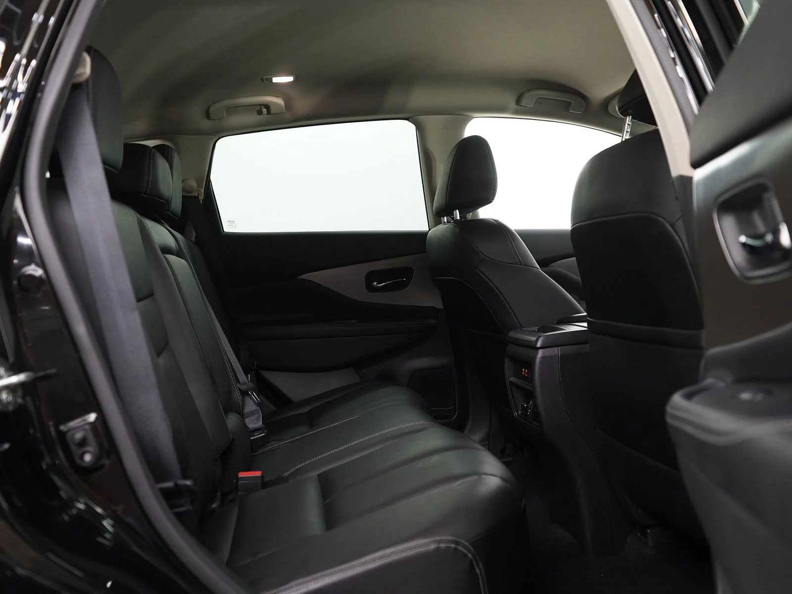Used 2024 Super Black Nissan SV image 12