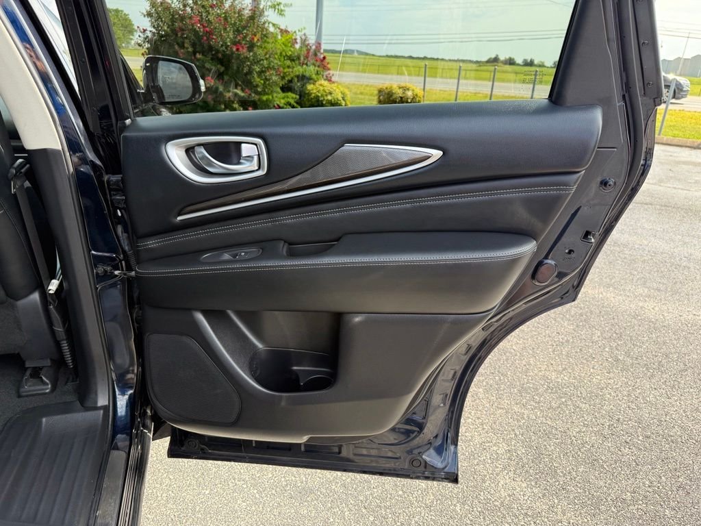 Used 2020 Blue INFINITI LUXE image 33