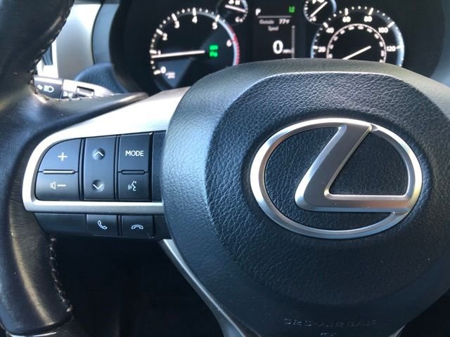 Used 2020 Black Lexus 460 image 25