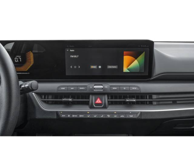 New 2026 Snow White Pearl Kia LX image 9