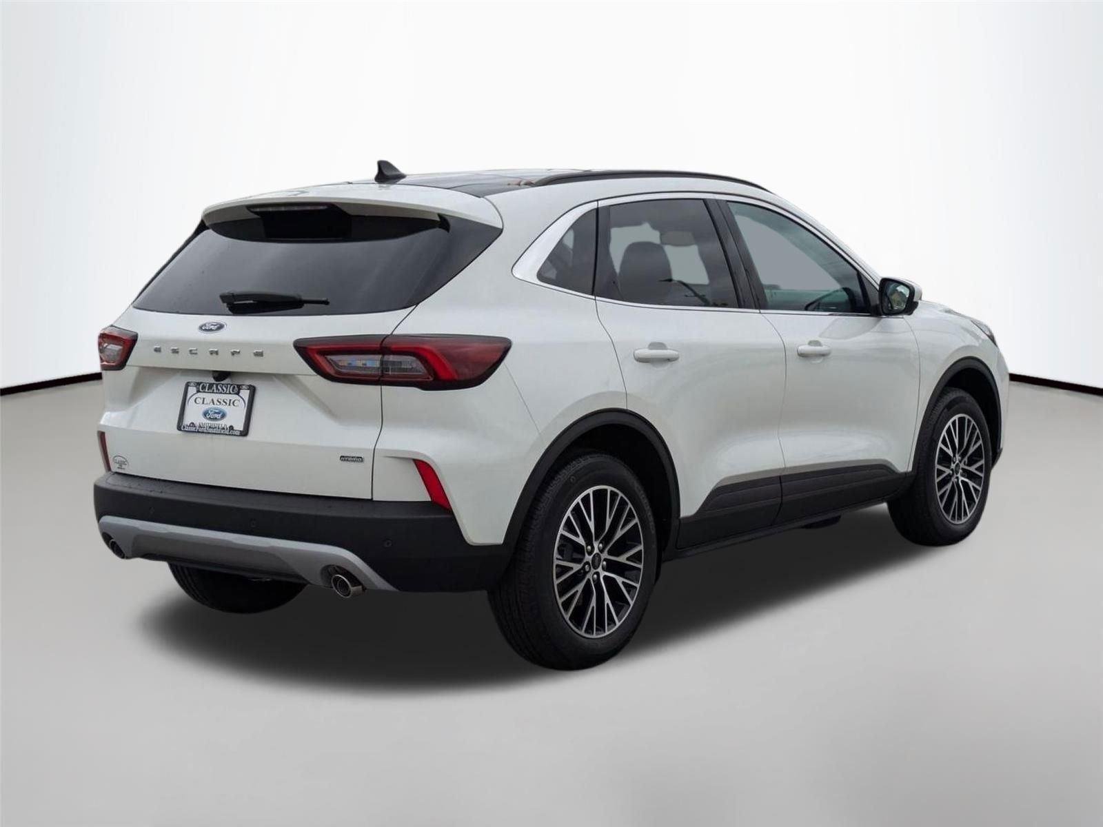New 2025 Star White Metallic Tri-Coat Ford PHEV image 5