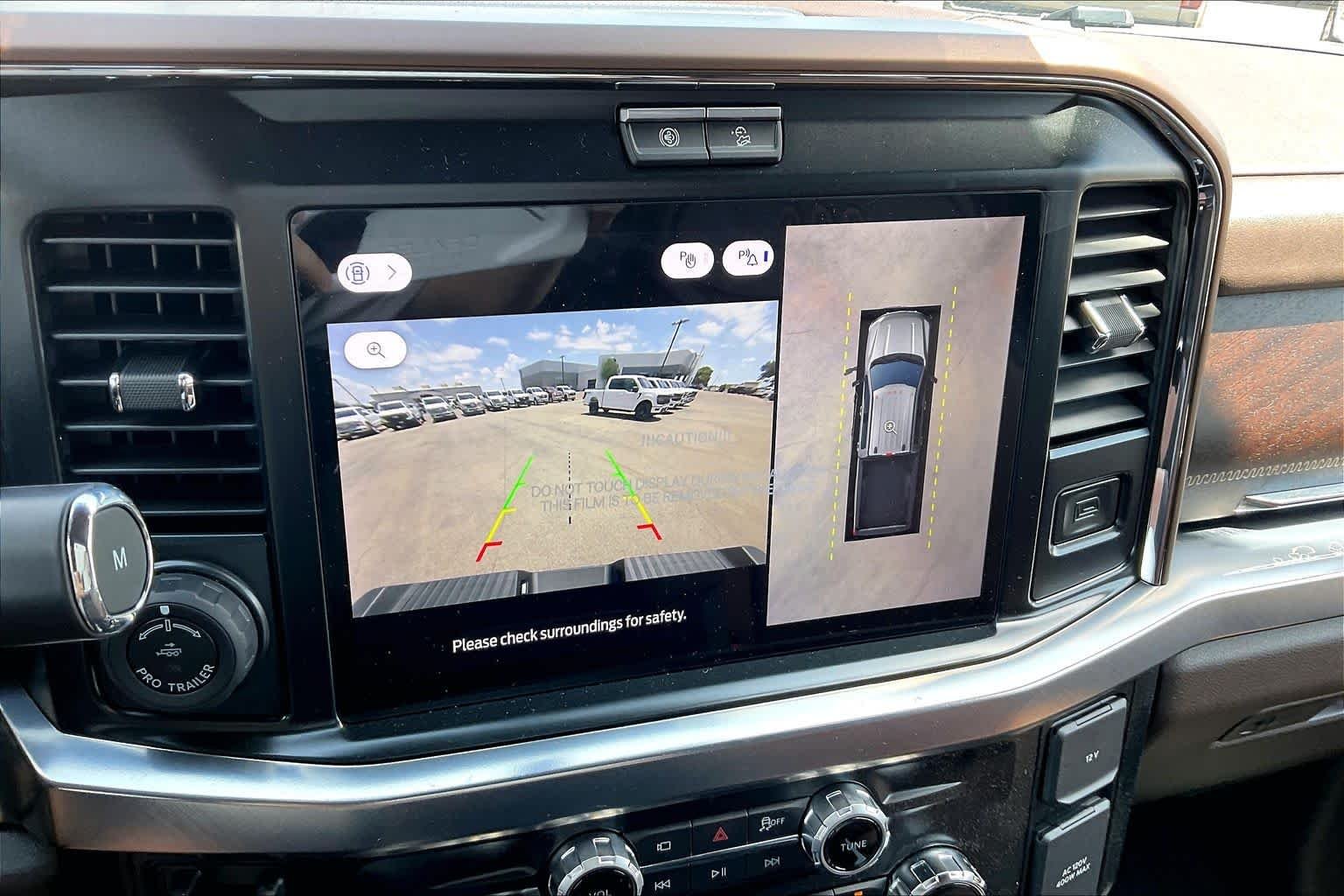 New 2026 Oxford White Ford F-350® King Ranch® image 18