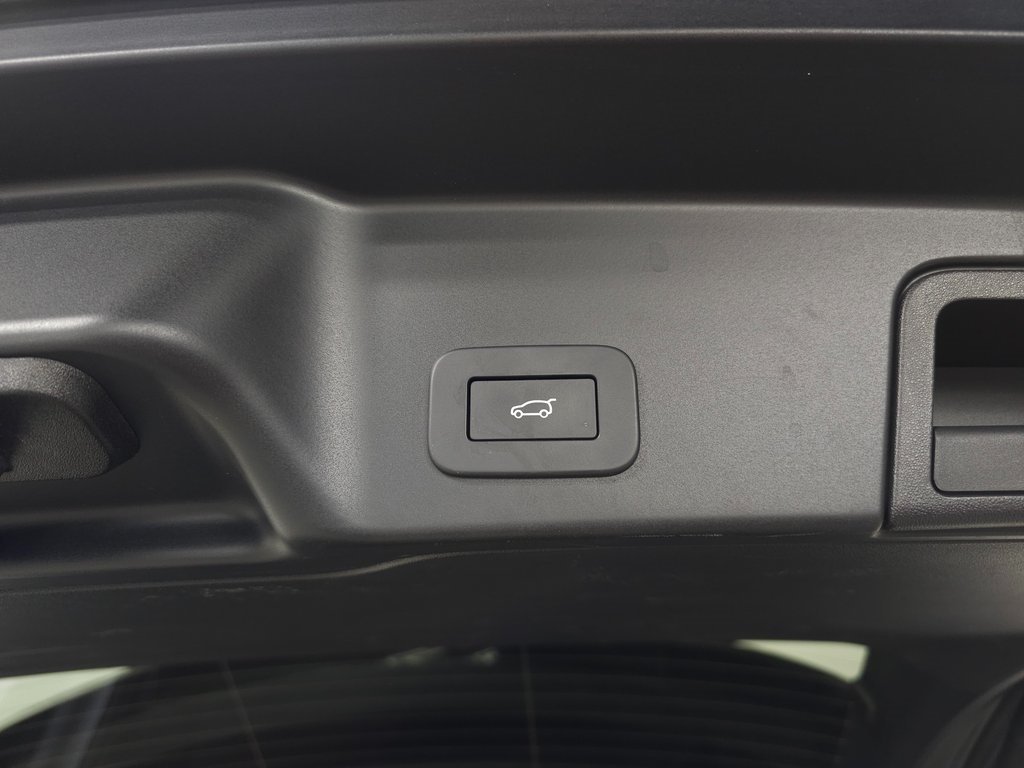 2026 LAND ROVER RANGE ROVER EVOQUE - Image 6