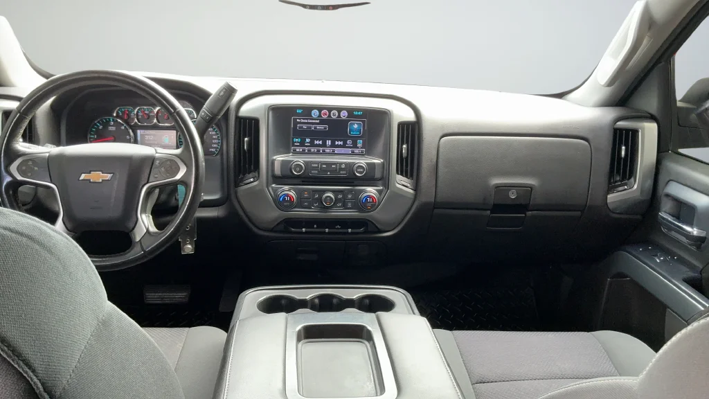 Used 2016 Black Chevrolet LT image 7