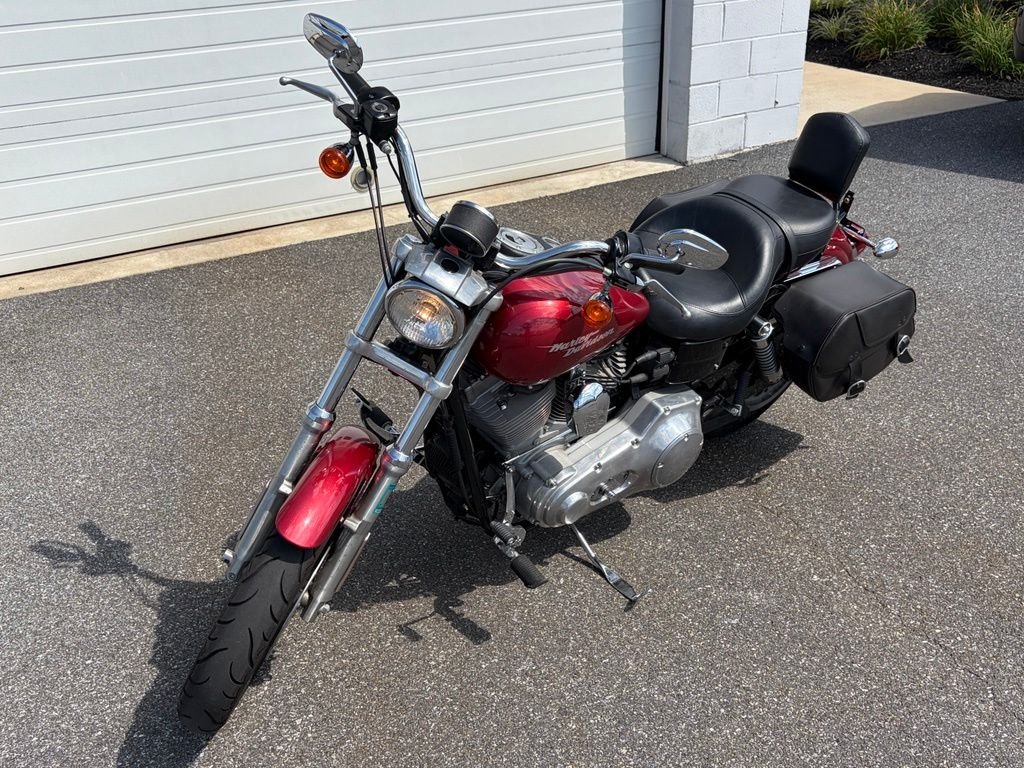 Used 2004 Red Harley-Davidson  image 4