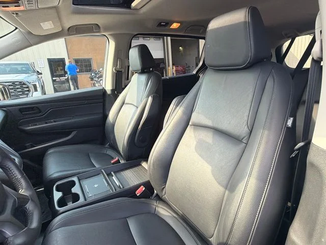 2025 Honda Odyssey EX-L - Photo 24