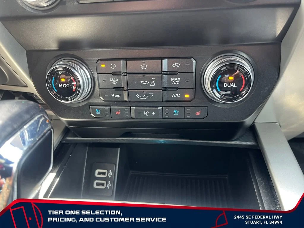 Used 2019 Black Ford LARIAT image 31