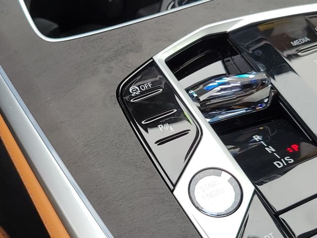 New 2026 Black BMW xDrive40i image 27