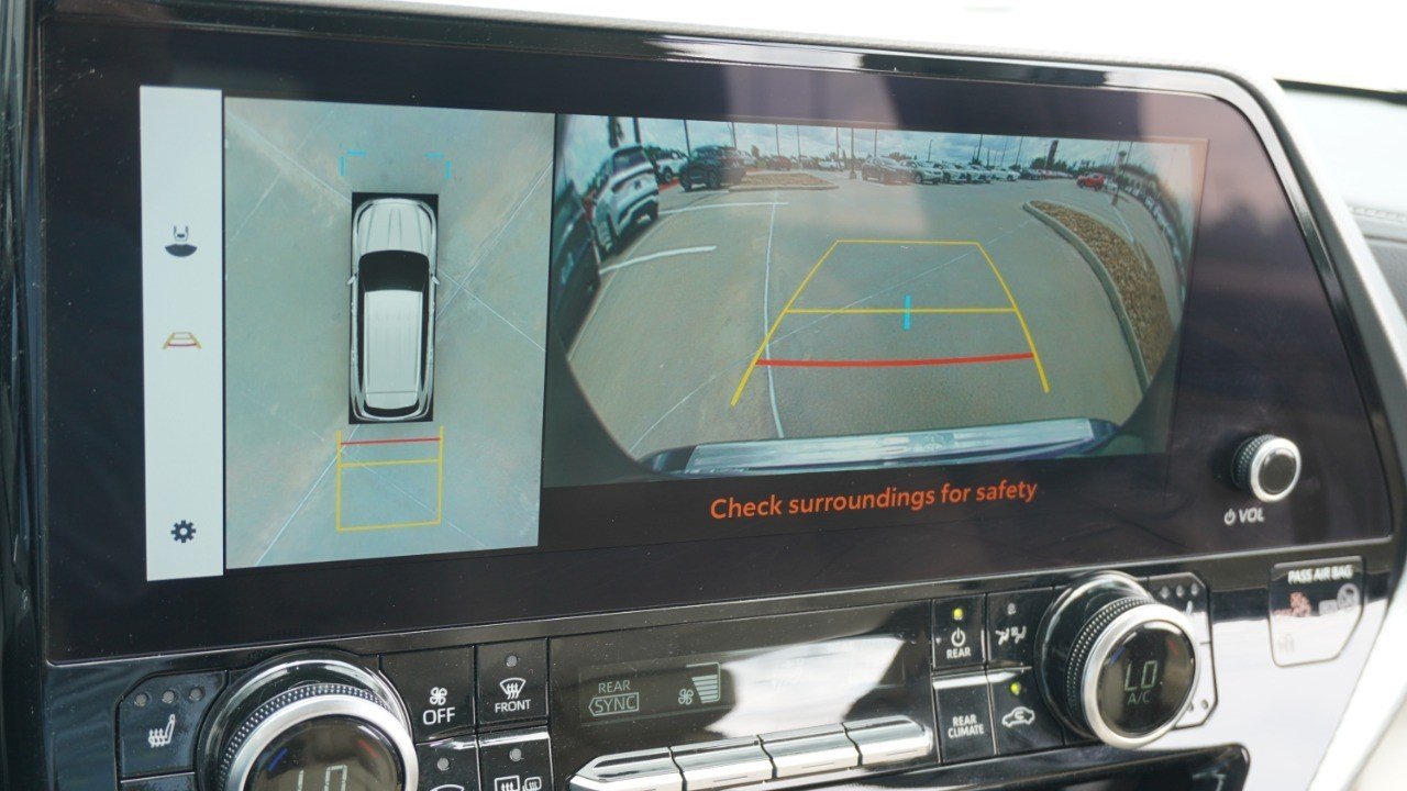 Used 2024 Blue Toyota Platinum image 17