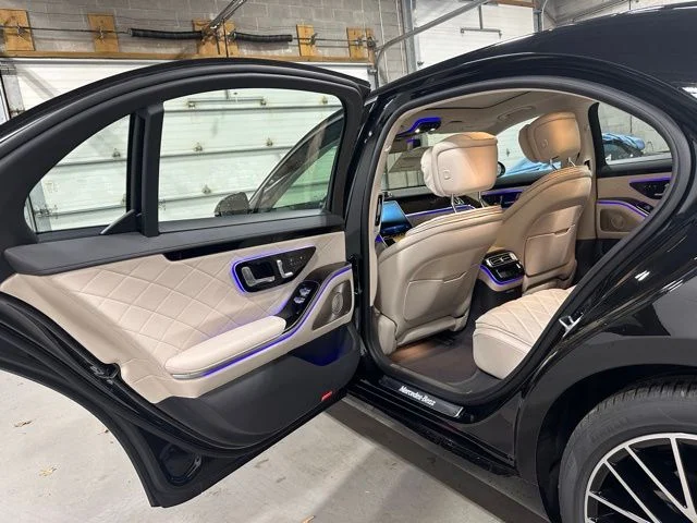 New 2026 Obsidian Black Metallic Mercedes-Benz S 500 image 11