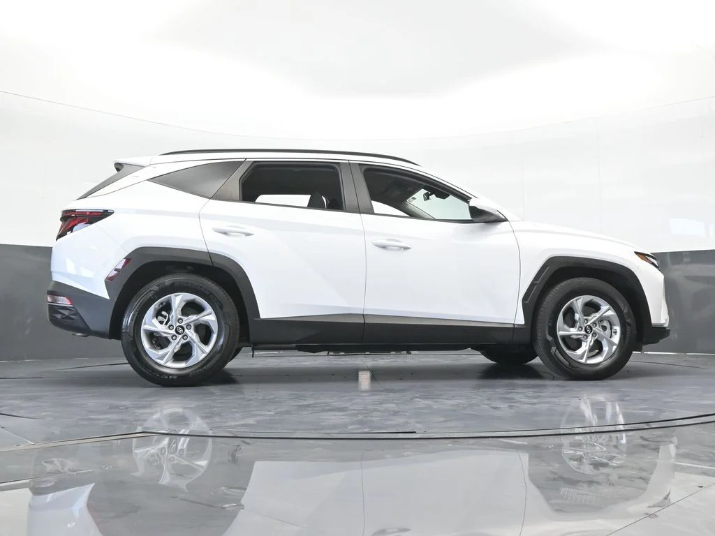 Used 2024 White Pearl Hyundai SEL image 59