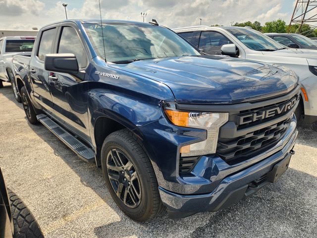 2023 Chevrolet Silverado 1500 Custom Crew Cab Short Box's photo