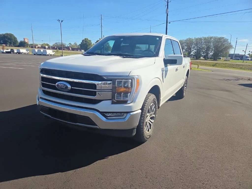Certified Used 2021 White Ford Lariat image 3
