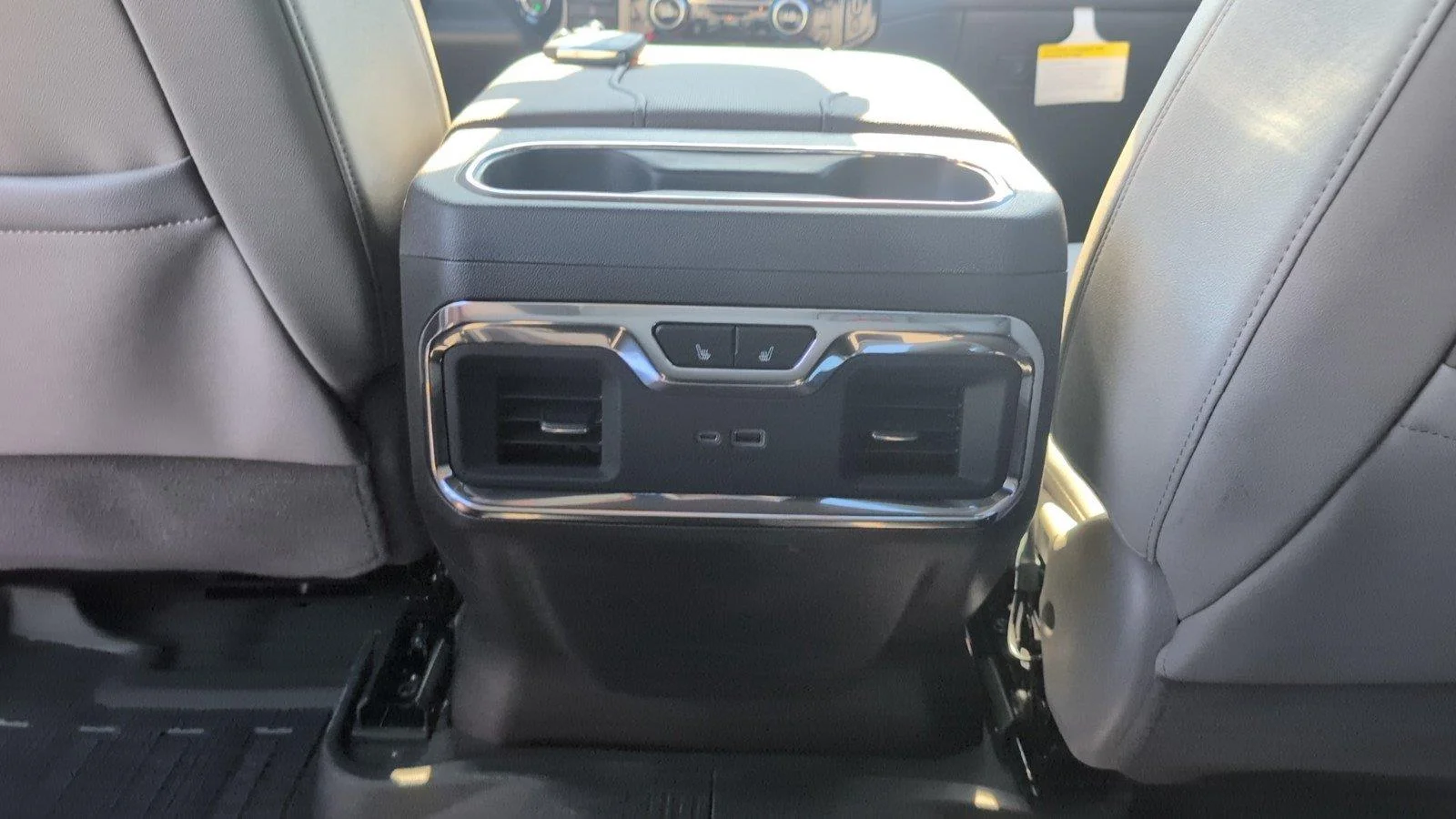 New 2026 Glacier White Tricoat GMC SLT image 36