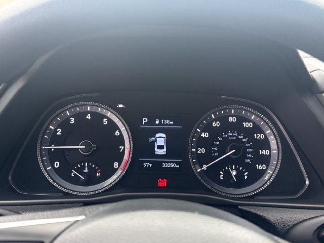 Used 2023 Red Hyundai SE image 17