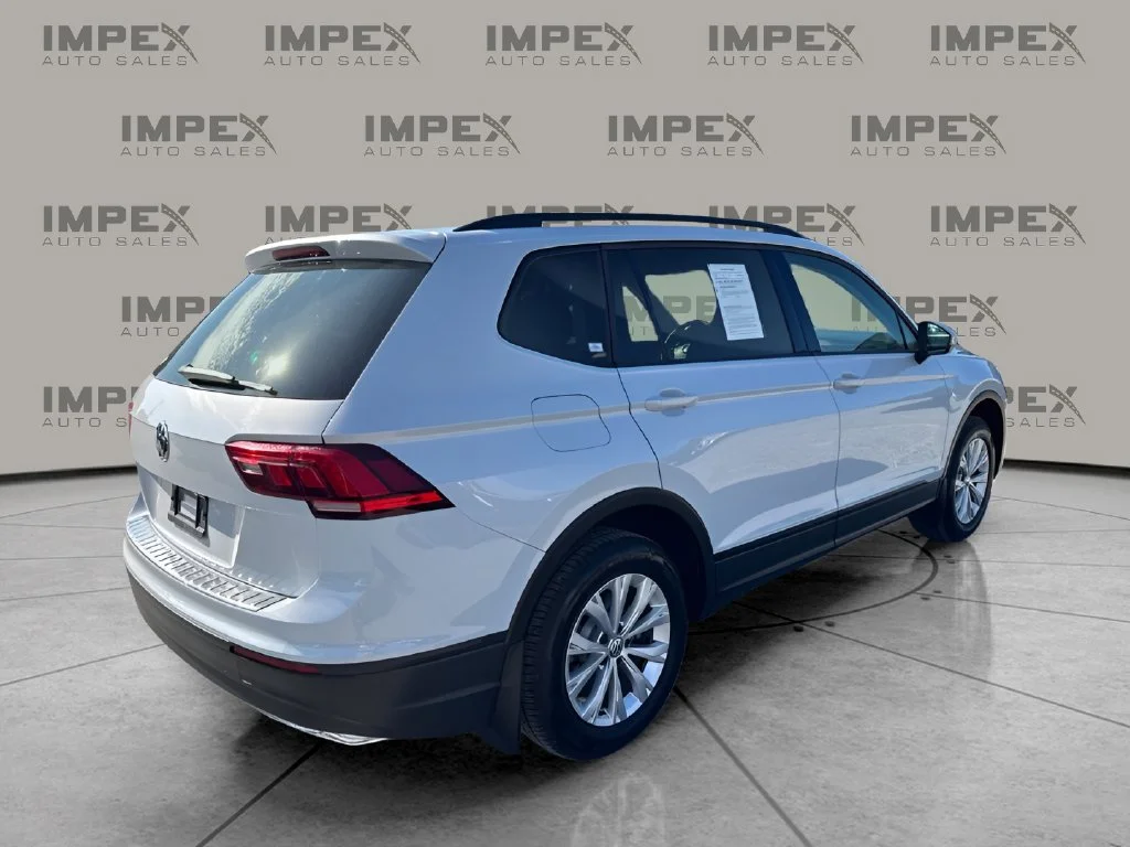 Used 2019 Silver Volkswagen 2.0T S image 5