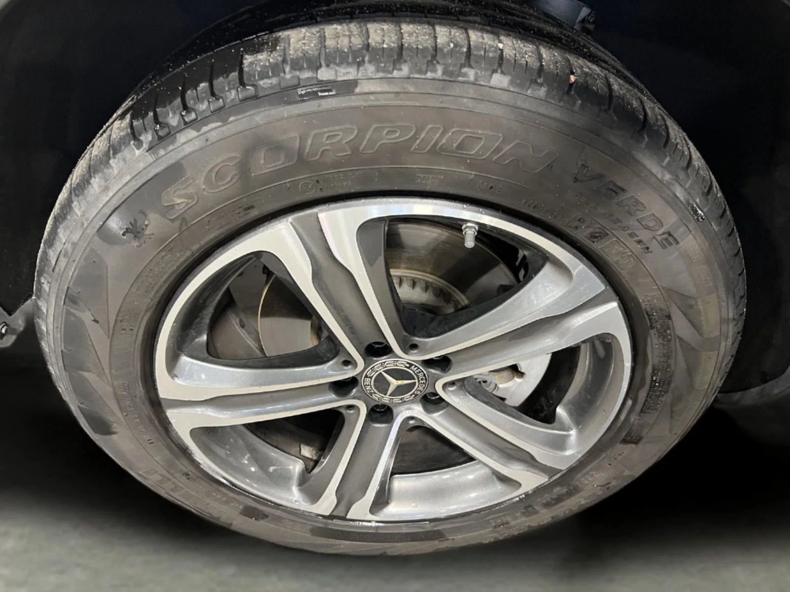 Used 2021 Polar White Mercedes-Benz GLC 300 image 35