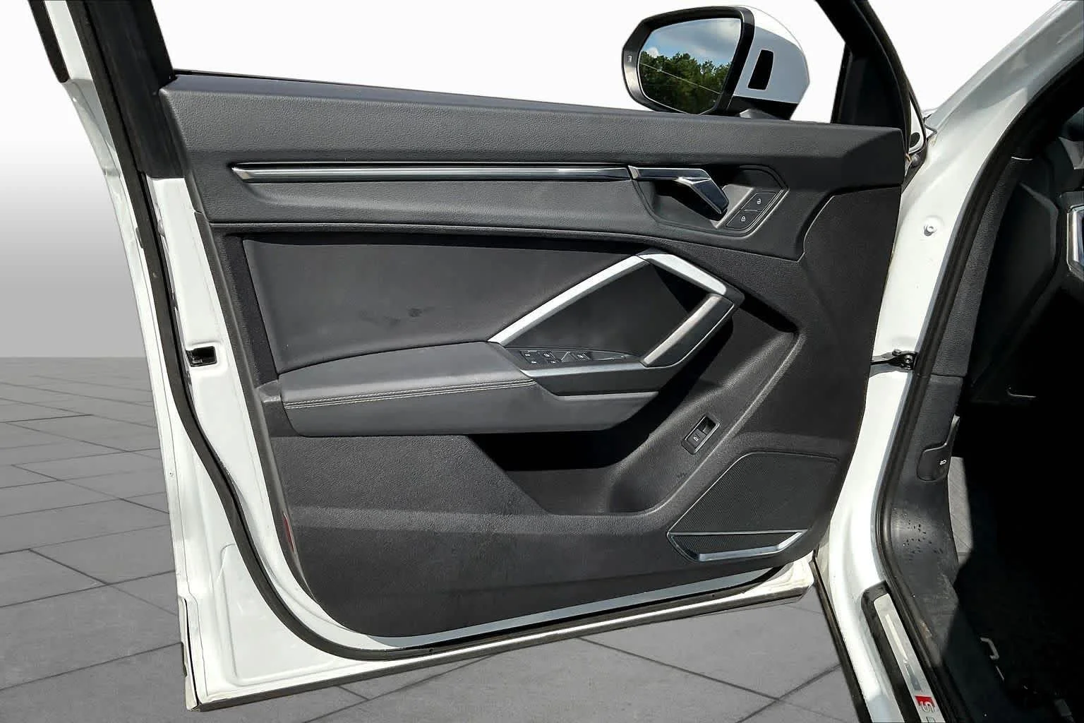 Used 2021 Glacier White Metallic Audi S line Premium Plus image 21