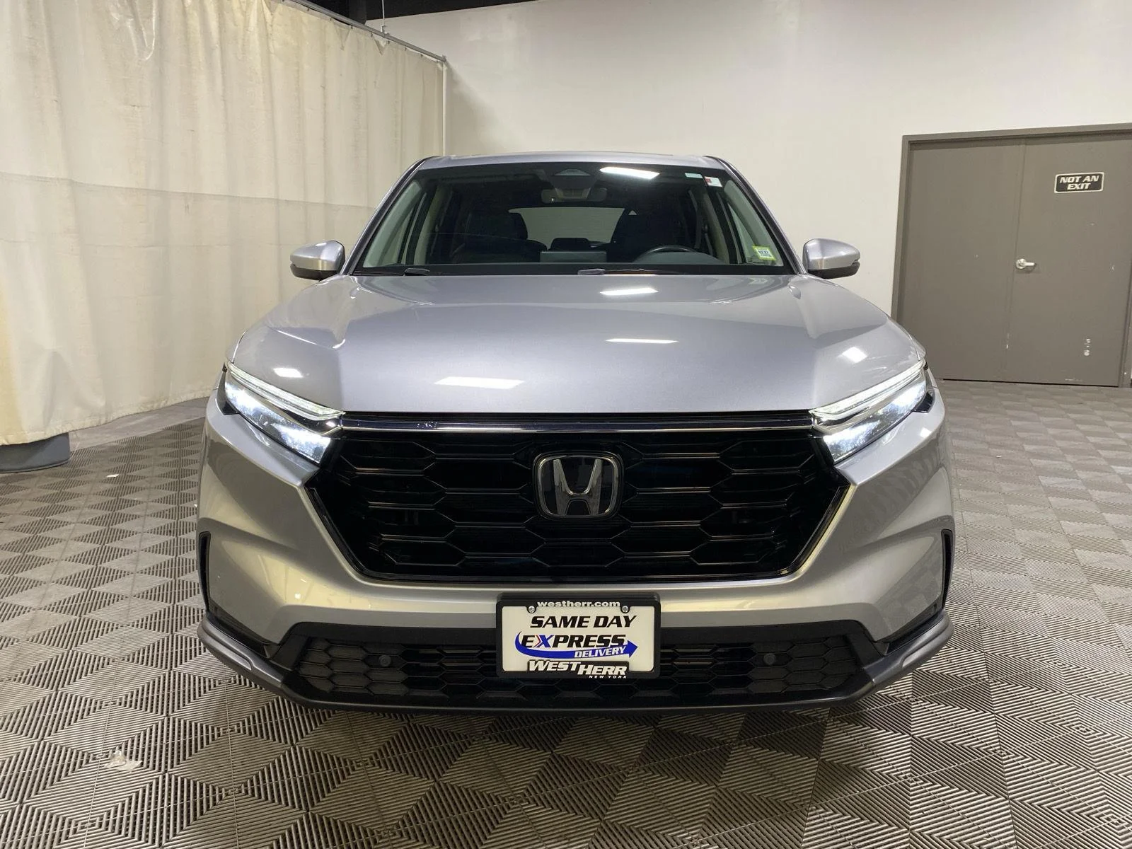 Used 2024 Lunar Silver Metallic Honda EX-L image 2