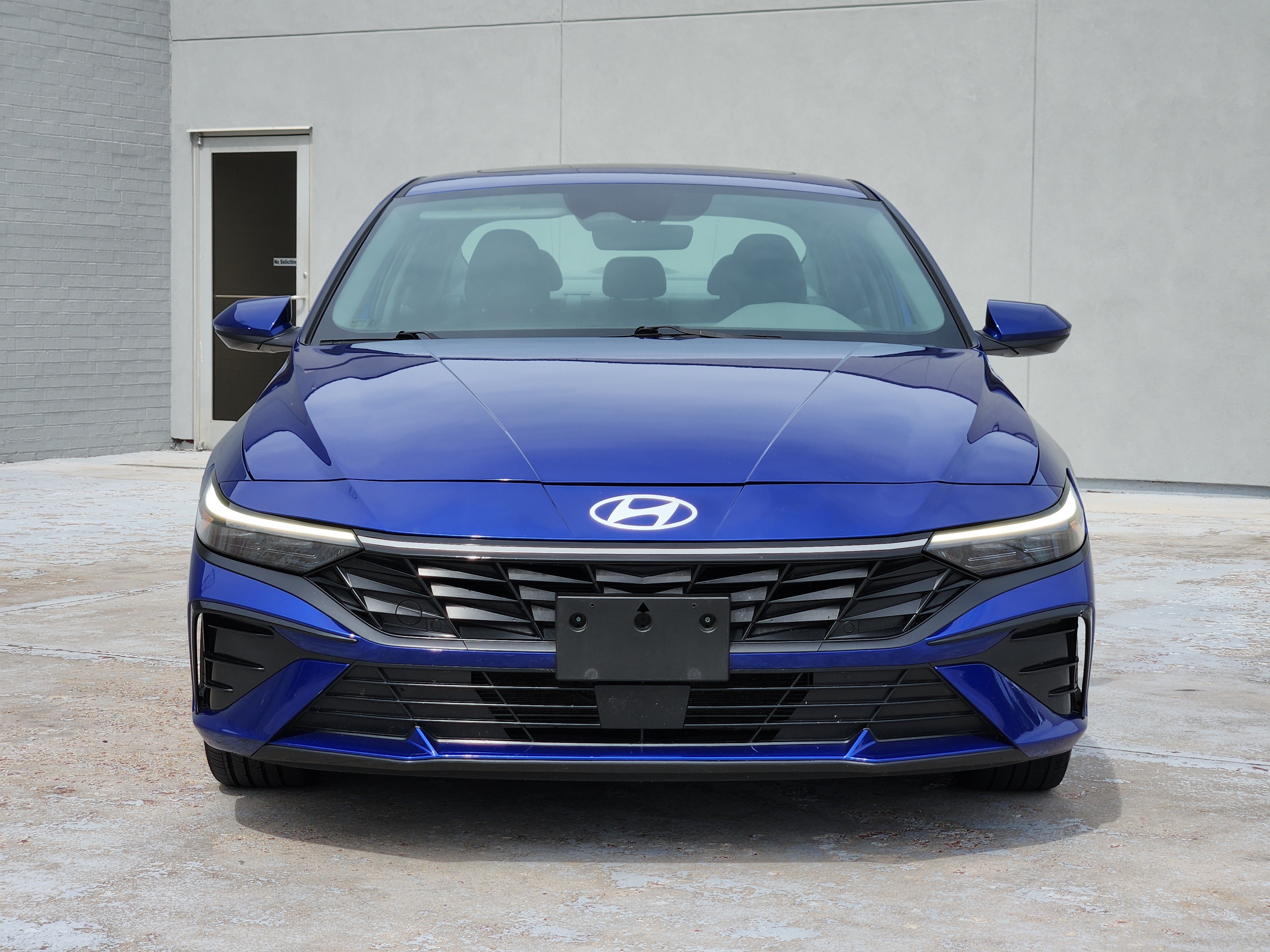 Used 2025 Intense Blue Hyundai SEL Convenience image 3