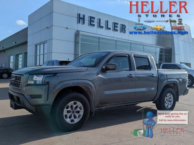 2024 Nissan Frontier SV Crew Cab 4X4 SWB's photo