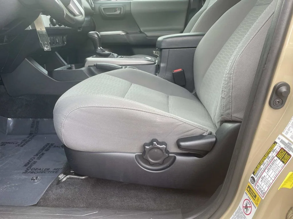 Used 2017 Beige Toyota SR5 image 11