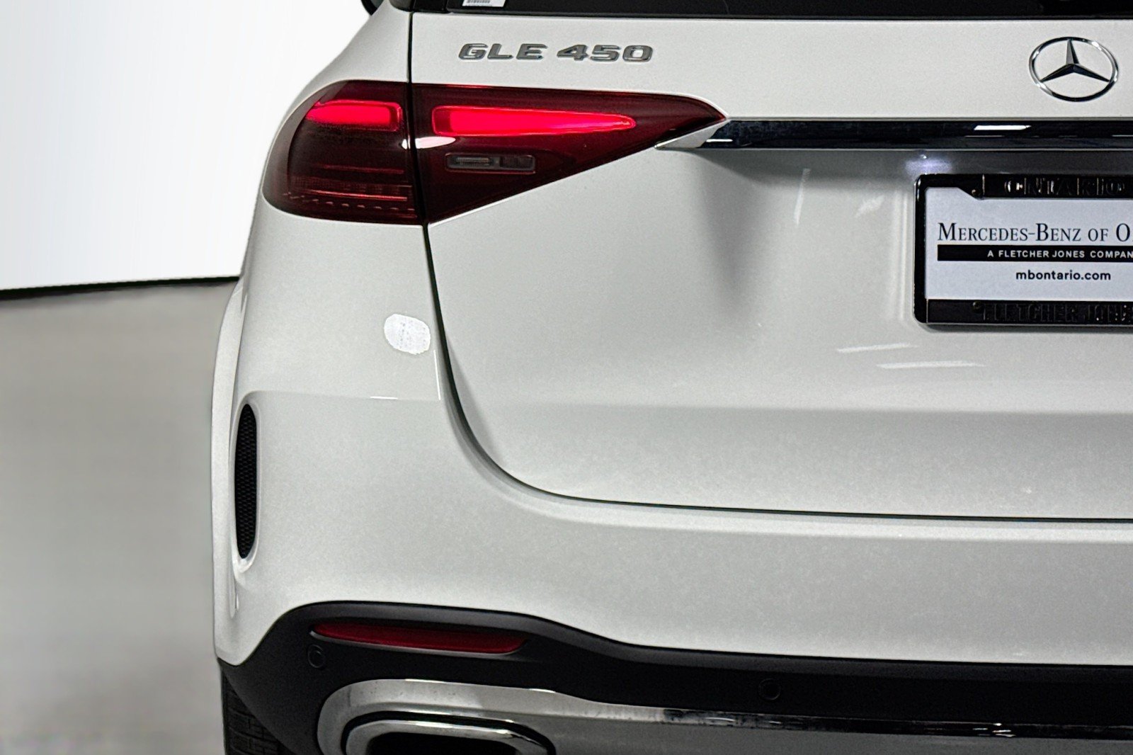 New 2026 Polar White Mercedes-Benz GLE 450 4MATIC® SUV image 14