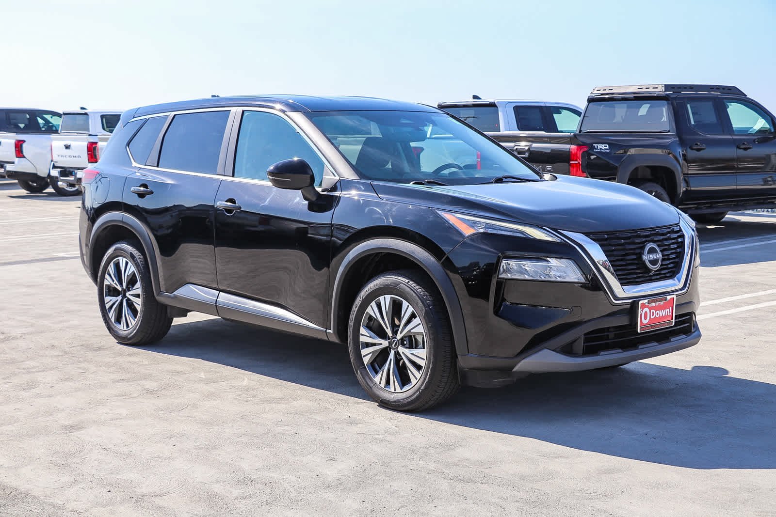 Used 2022 Super Black Nissan SV image 3