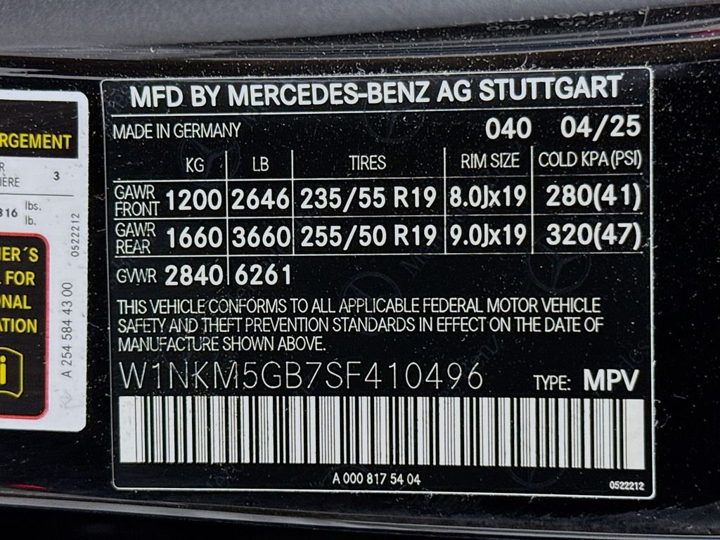 Used 2025 Black Mercedes-Benz GLC 350e image 31