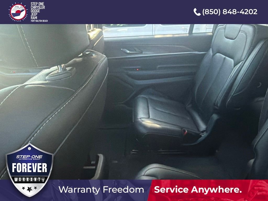 Used 2025 Red Jeep Limited image 5
