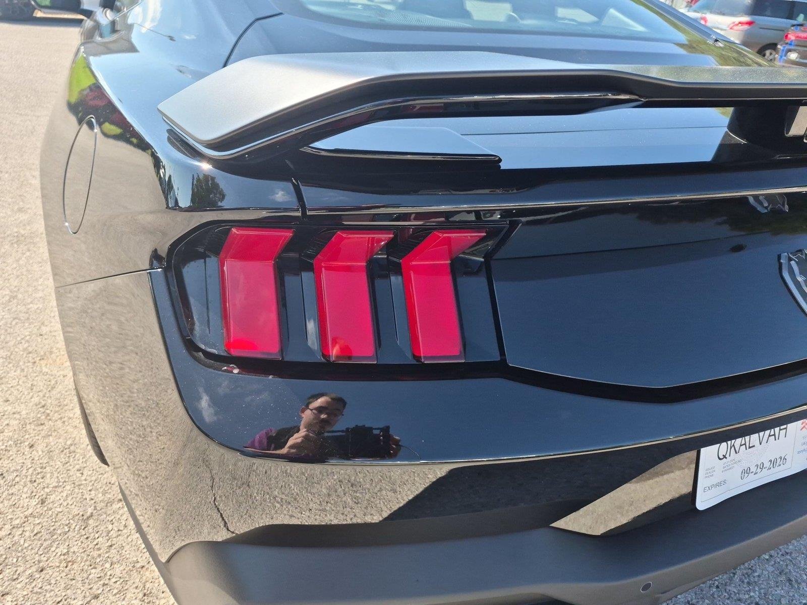 Used 2026 Carbonized Gray Metallic Ford GT Premium image 12