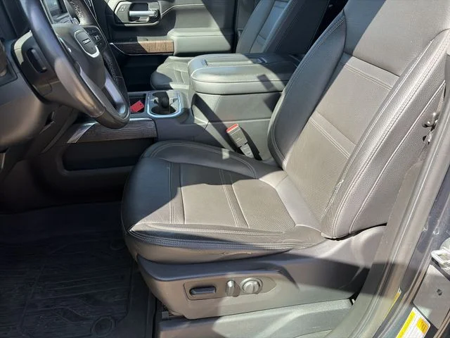 Used 2021 Green GMC Denali image 11