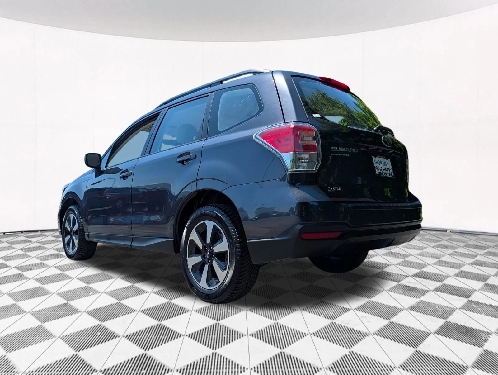 Used 2018 Gray Subaru 2.5i image 9