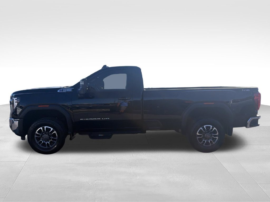 Used 2024 Black GMC SLE image 2