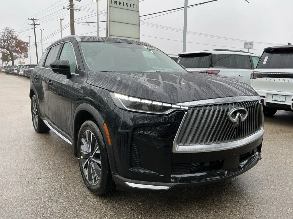 New 2026 MINERAL BLACK INFINITI Luxe FWD image 9